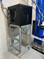 Тумба из алюминиевого профиля для монтажа ледогенератора EOS и ProConHealth