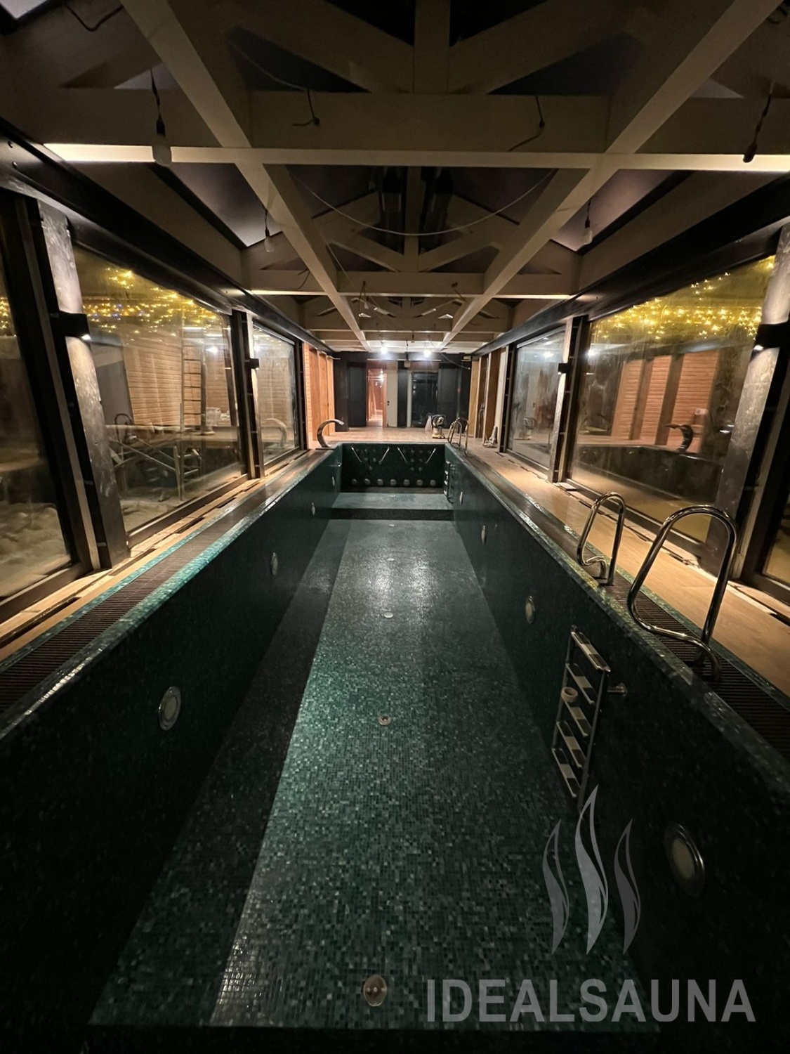 Строительство бассейна под ключ